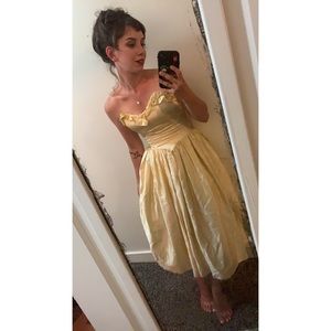 Yellow Gunne Sax ball gown